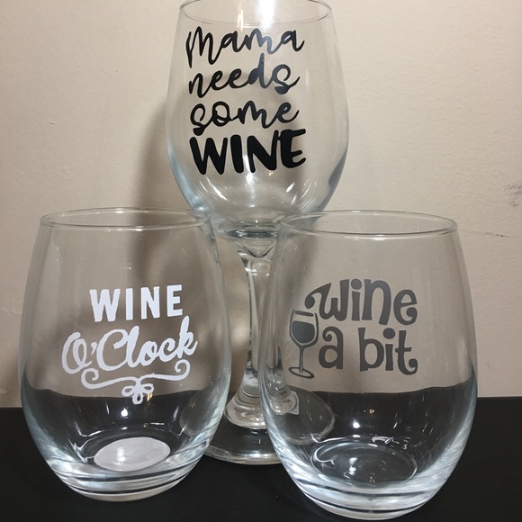 Customized wine glasses. - Picture 1 of 1